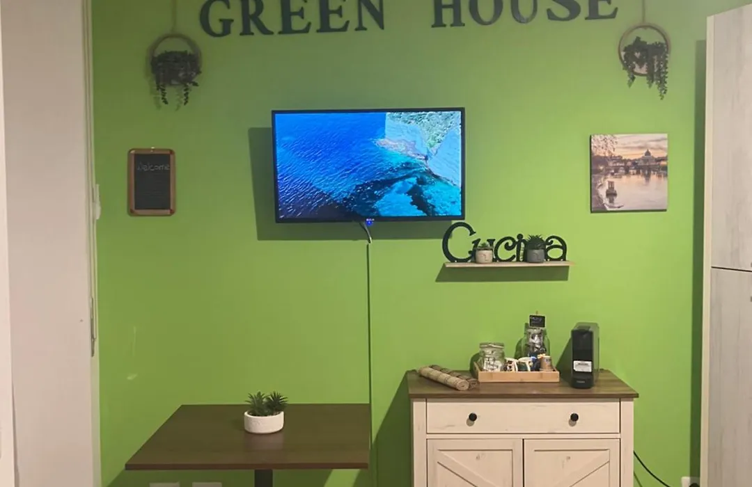 The Green House-1